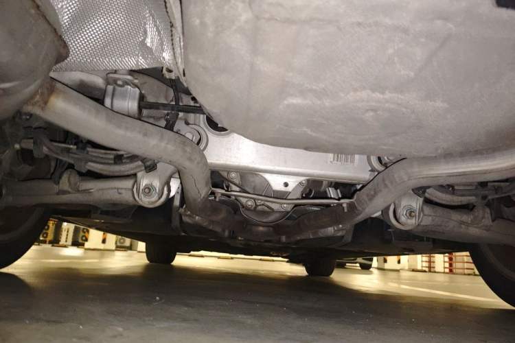 Used BMW 5 Series 2014 535Li Leading Model Chassis Rear