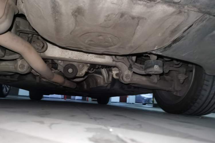 Used BMW 5 Series 2014 525Li Luxury Design Package Chassis Rear
