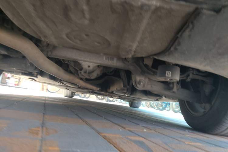 Used BMW 5 Series 2014 525Li Leading Model Chassis Rear