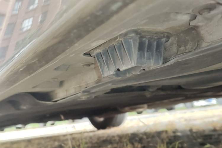Used BMW 5 Series 2014 520Li Elegant Model Chassis Rear Left