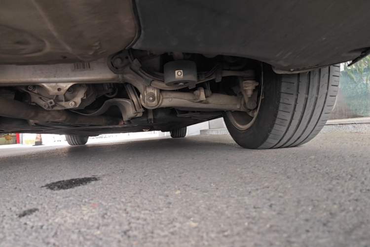Used BMW 5 Series 2014 525Li Leading Model Chassis Rear Right
