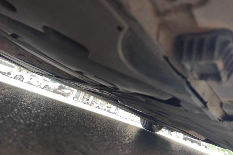 Used BMW 5 Series 2014 525Li Luxury Design Package Chassis Rear Right