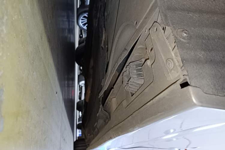 Used BMW 5 Series 2014 520Li Elegant Model Chassis Rear Right