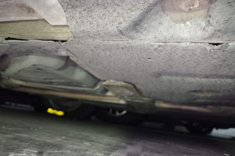 Used BMW 5 Series 2014 525Li Luxury Design Package Chassis Rear Right