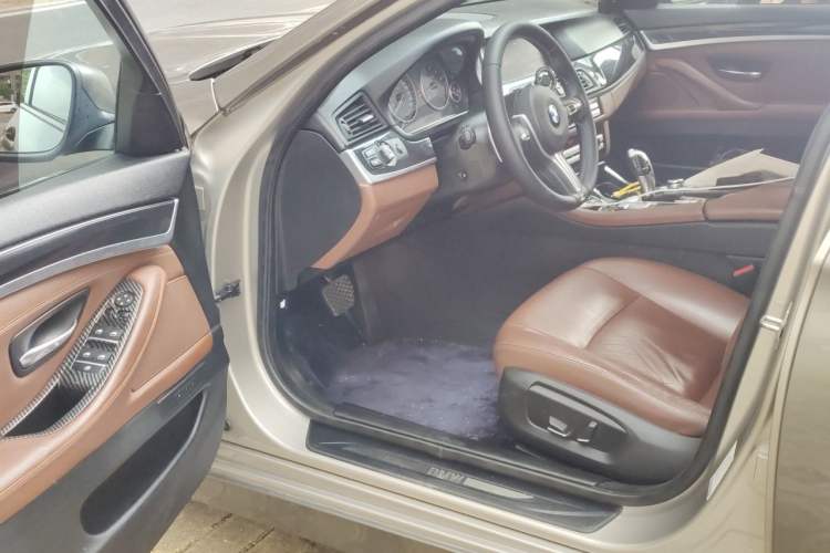 Used BMW 5 Series 2014 520Li Elegant Model Driver Seat