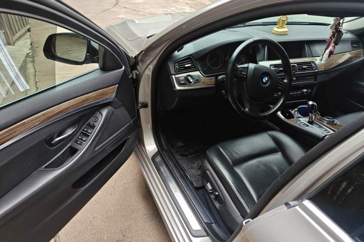 Used BMW 5 Series 2014 525Li Fashion Design Package Driver Seat