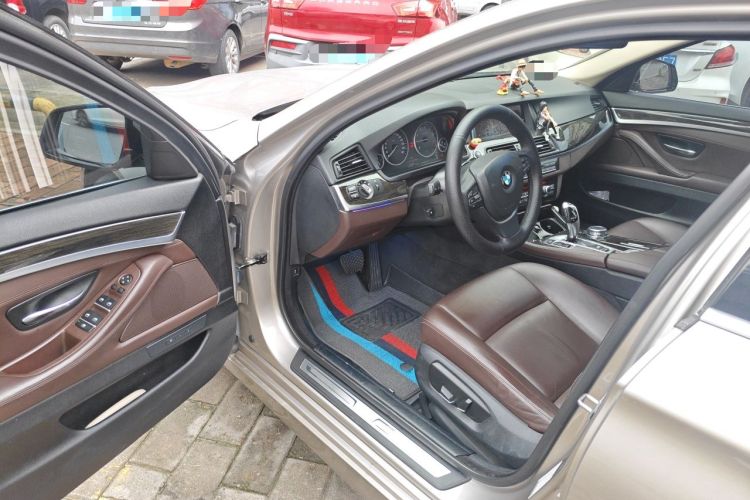 Used BMW 5 Series 2014 525Li Luxury Design Package Driver Seat