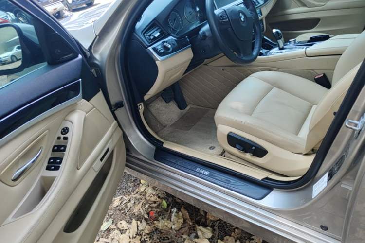 Used BMW 5 Series 2014 520Li Elegant Model Driver Seat
