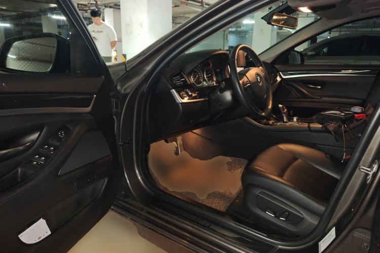 Used BMW 5 Series 2014 520Li Elegant Model Driver Seat