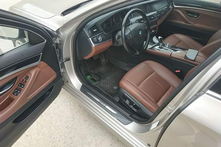 Used BMW 5 Series 2014 520Li Elegant Model Driver Seat