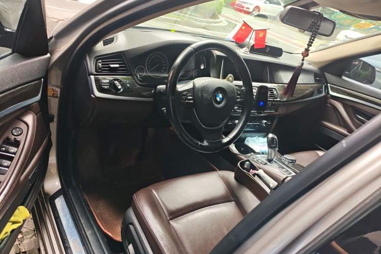 Used BMW 5 Series 2014 525Li Luxury Design Package Driver Seat