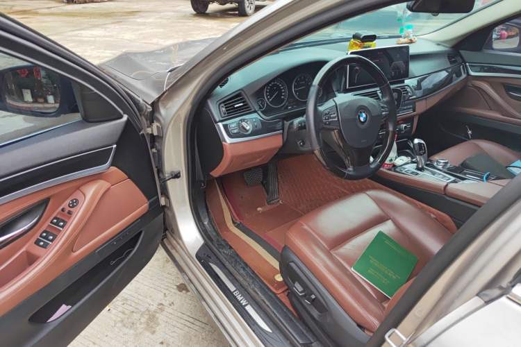 Used BMW 5 Series 2014 520Li Elegant Model Driver Seat