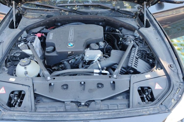 Used BMW 5 Series 2014 525Li Luxury Design Package Engine Bay