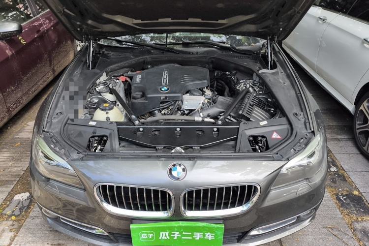 Used BMW 5 Series 2014 525Li Luxury Design Package Engine Bay