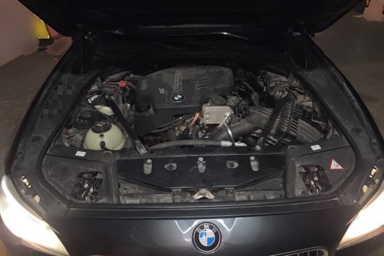 Used BMW 5 Series 2014 520i Elegant Edition Engine Bay