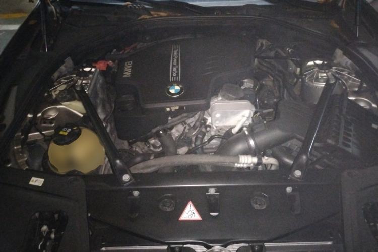 Used BMW 5 Series 2014 520Li Elegant Model Engine Bay