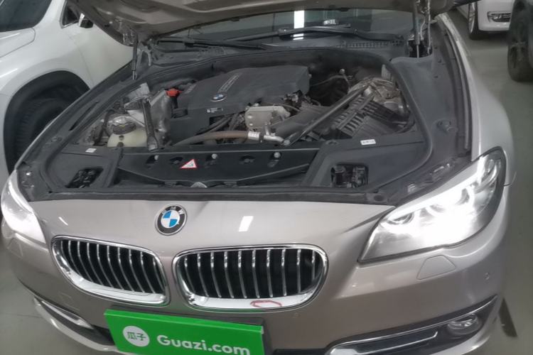 Used BMW 5 Series 2014 525Li Luxury Design Package Engine Bay