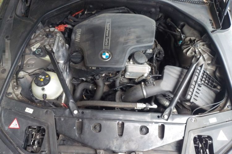 Used BMW 5 Series 2014 520i Elegant Edition Engine Bay