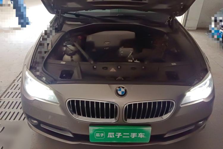 Used BMW 5 Series 2014 528Li Leading Model Engine Bay