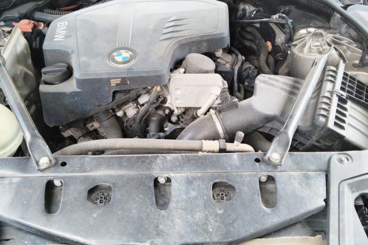 Used BMW 5 Series 2014 525Li Luxury Design Package Engine Bay