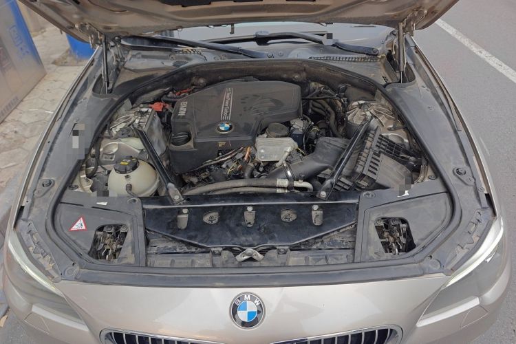 Used BMW 5 Series 2014 525Li Luxury Design Package Engine Bay