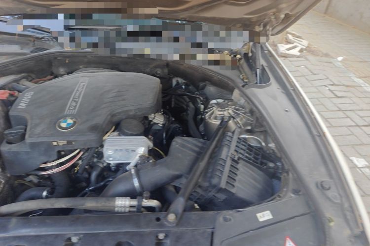 Used BMW 5 Series 2014 520Li Elegant Model Engine Bay Left