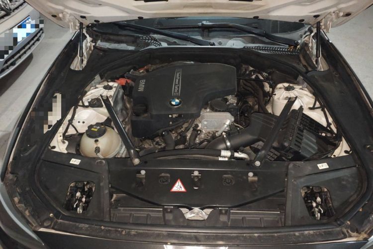Used BMW 5 Series 2014 525Li Luxury Design Package Engine Bay
