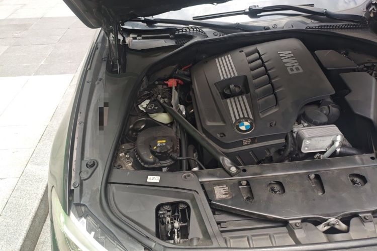 Used BMW 5 Series 2014 530Li Leading Model Engine Bay Right