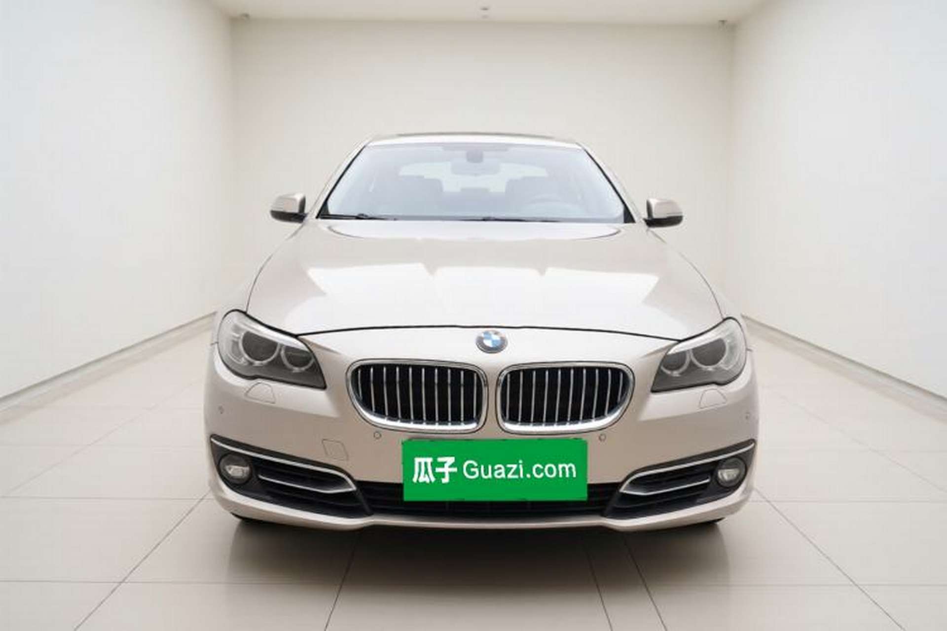 Used BMW 5 Series 2014 535i Design Package Model Exterior 1