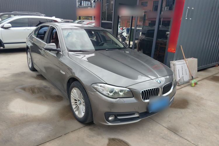 Used BMW 5 Series 2014 525Li Leading Model Exterior 1