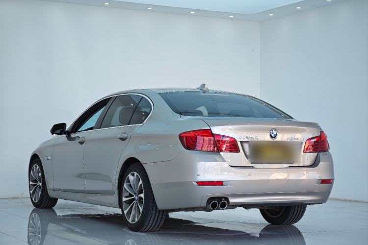 Used BMW 5 Series 2014 528Li Leading Model Exterior 3