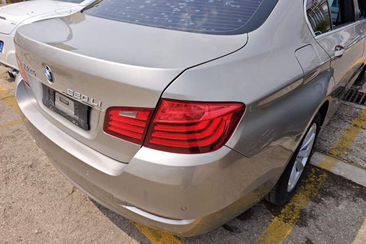 Used BMW 5 Series 2014 520Li Elegant Model Exterior 3