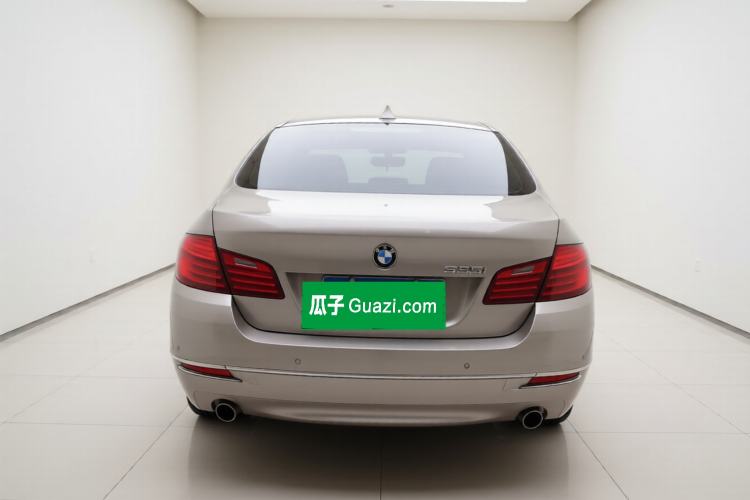 Used BMW 5 Series 2014 535i Design Package Model Exterior 4