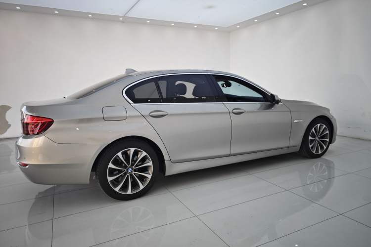Used BMW 5 Series 2014 528Li Leading Model Exterior 6