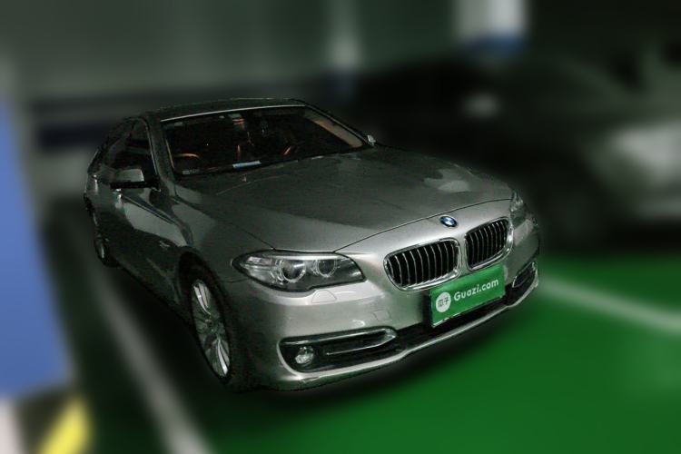 Used BMW 5 Series 2014 525Li Luxury Design Package Front Right 45 Deg