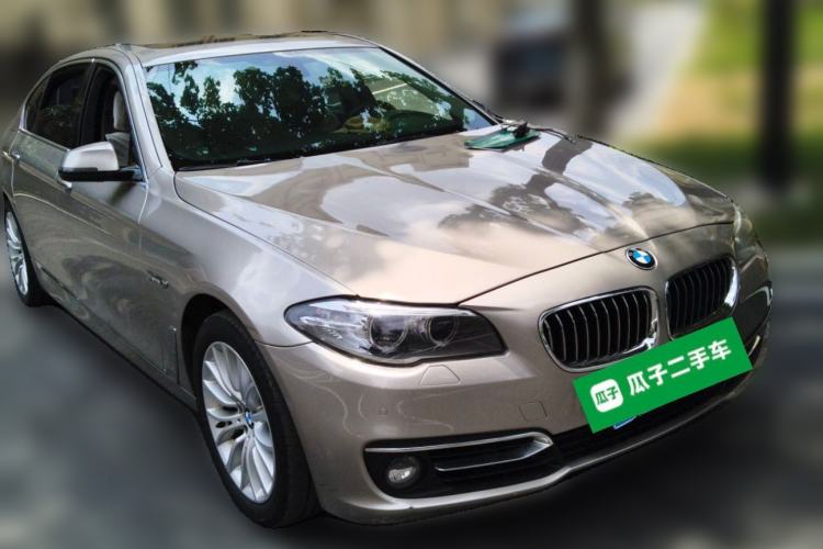 Used BMW 5 Series 2014 525Li Luxury Design Package Front Right 45 Deg