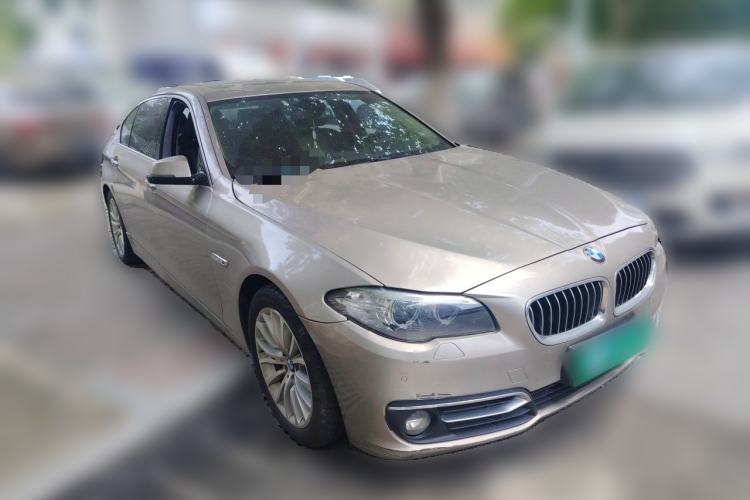 Used BMW 5 Series 2014 525Li Luxury Design Package Front Right 45 Deg