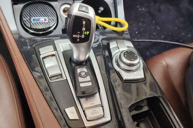 Used BMW 5 Series 2014 520Li Elegant Model Gear Lever