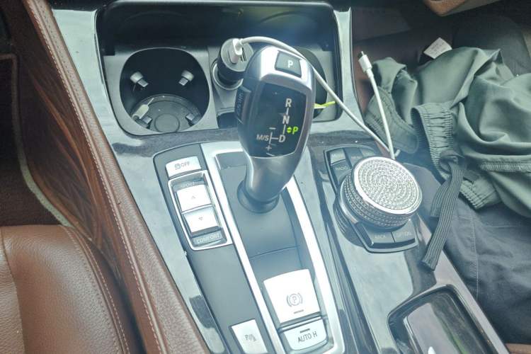 Used BMW 5 Series 2014 525Li Leading Model Gear Lever