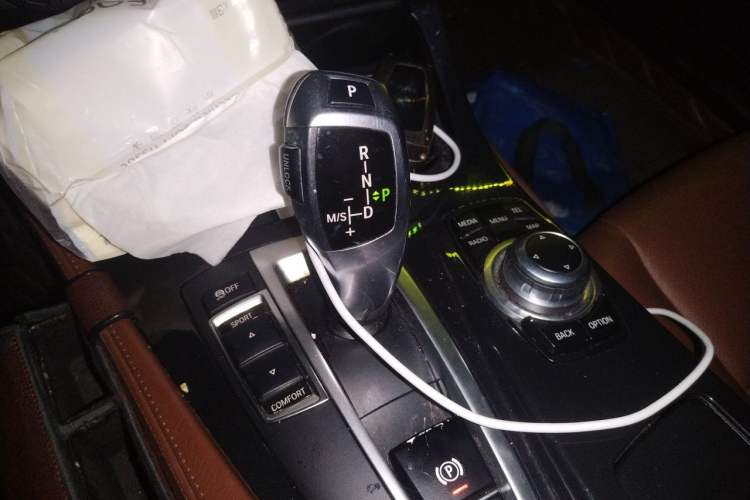 Used BMW 5 Series 2014 520Li Elegant Model Gear Lever