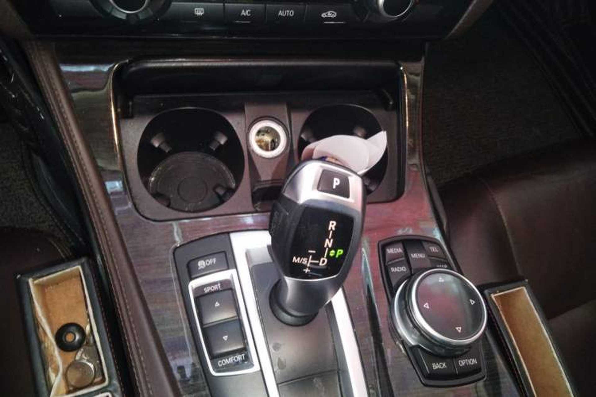Used BMW 5 Series 2014 525Li Luxury Design Package Gear Lever