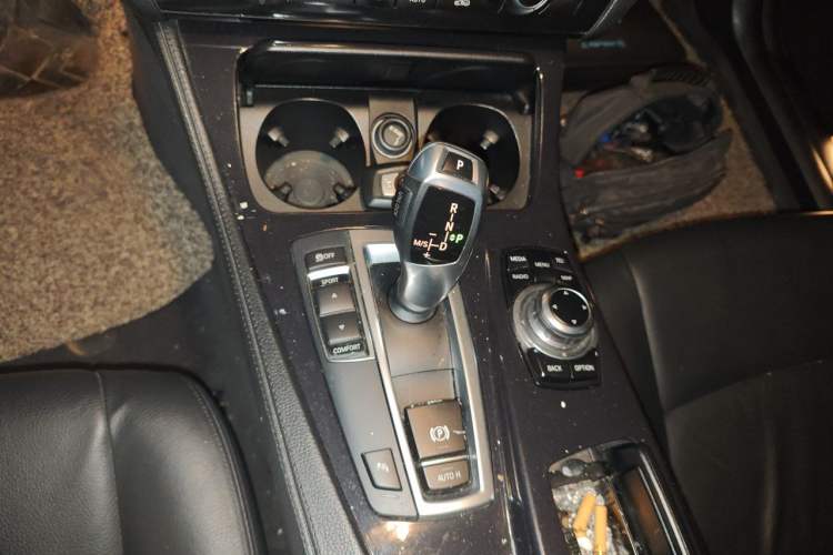 Used BMW 5 Series 2014 520Li Elegant Model Gear Lever