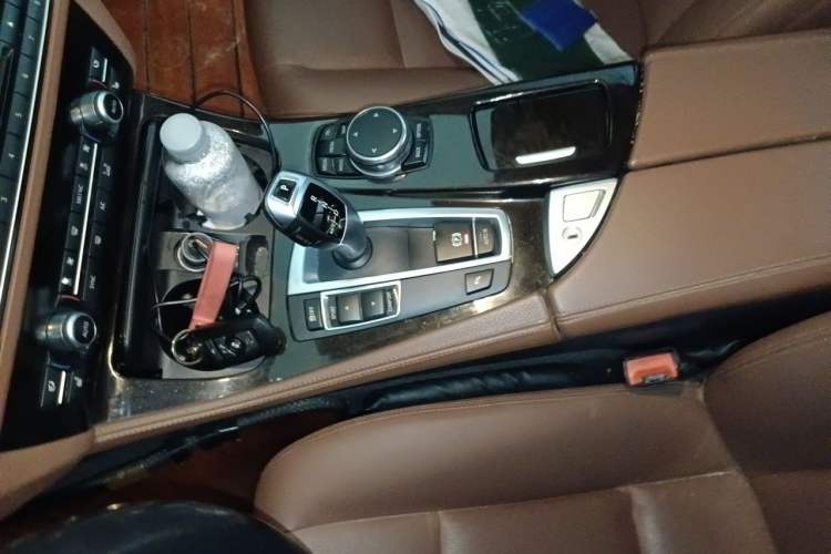 Used BMW 5 Series 2014 528Li Leading Model Gear Lever