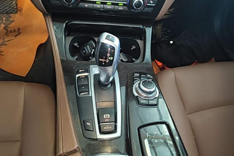 Used BMW 5 Series 2014 525Li Leading Model Gear Lever