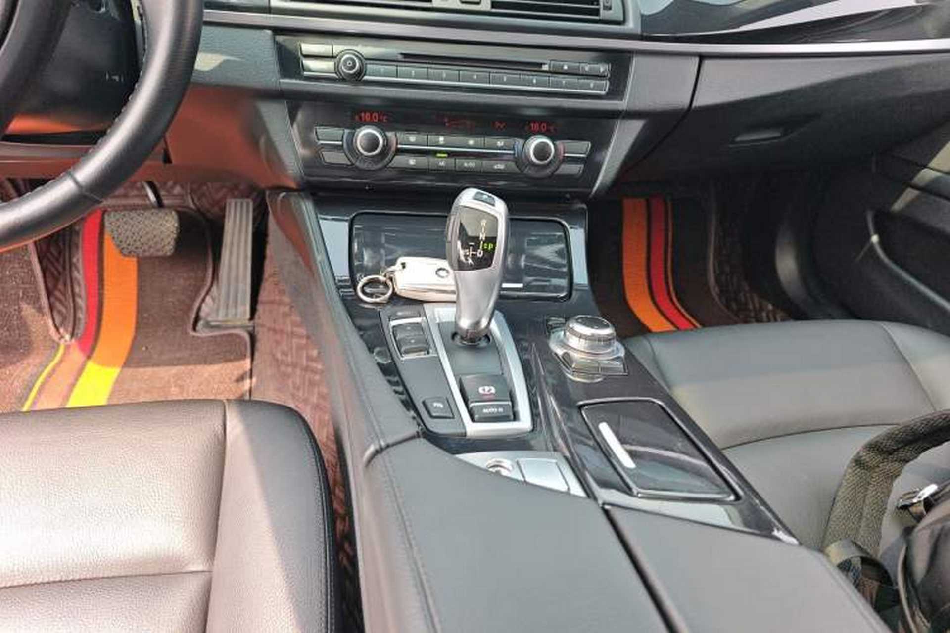 Used BMW 5 Series 2014 520Li Elegant Model Gear Lever