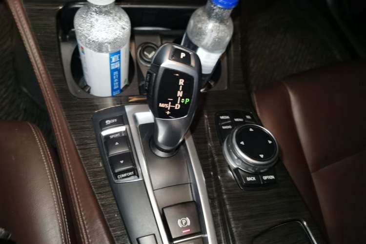 Used BMW 5 Series 2014 525Li Luxury Design Package Gear Lever