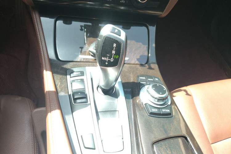 Used BMW 5 Series 2014 525Li Leading Model Gear Lever