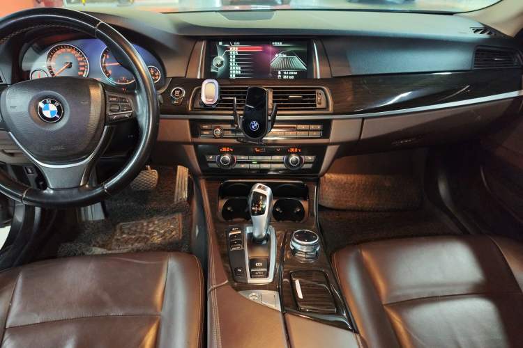 Used BMW 5 Series 2014 525Li Luxury Design Package Gear Lever
