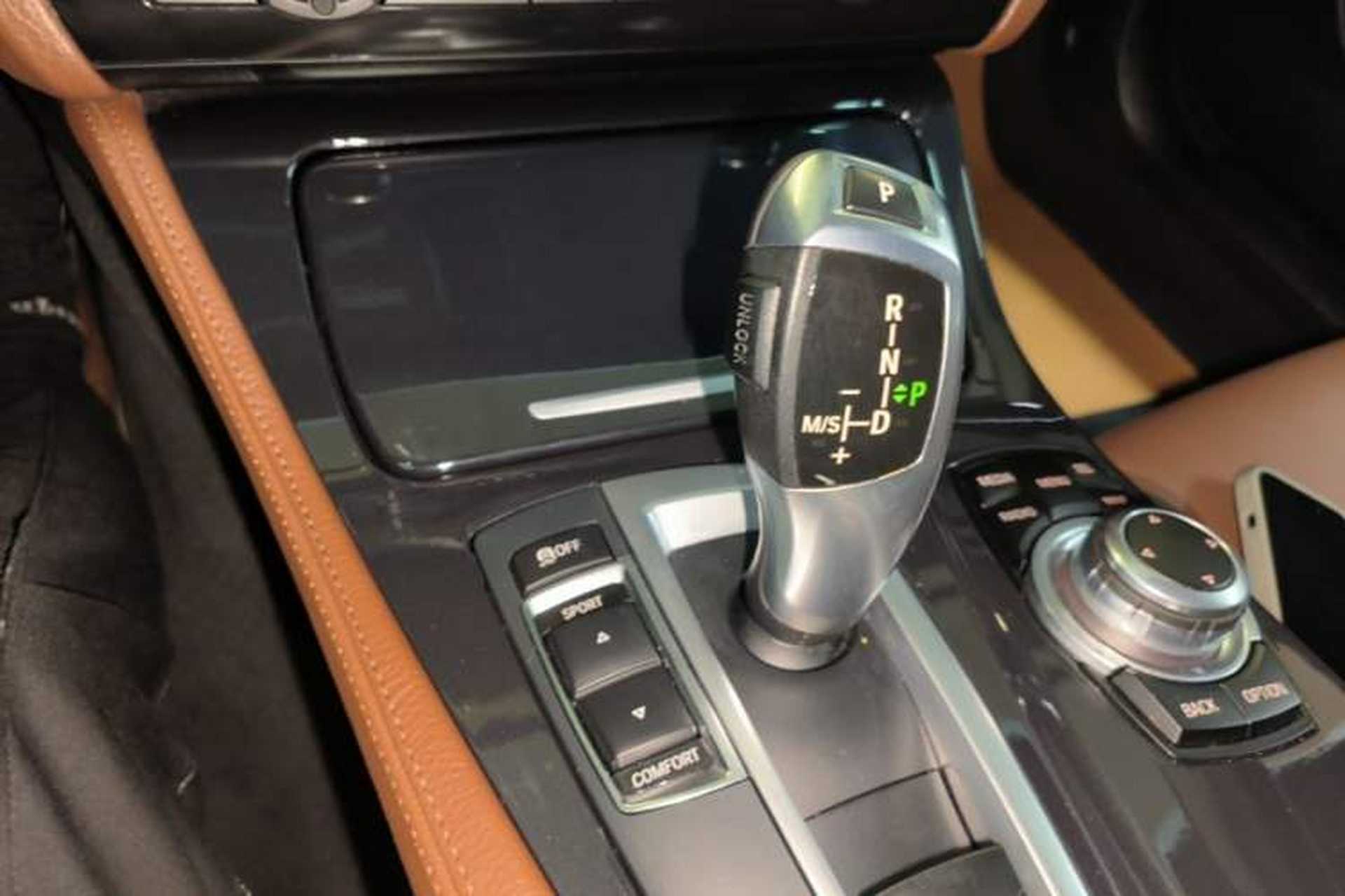 Used BMW 5 Series 2014 520Li Elegant Model Gear Lever