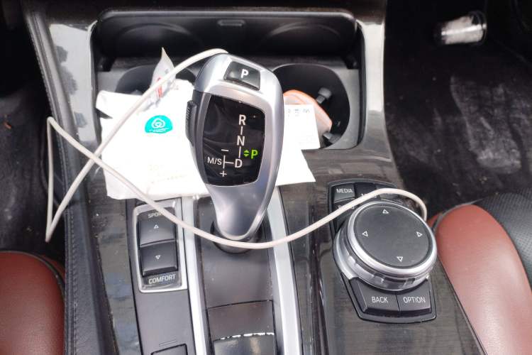 Used BMW 5 Series 2014 528Li xDrive Luxury Design Package Gear Lever